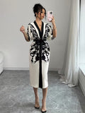 Ninonine "Elegance" | Positioning-Print V-Neck Front-Tie Slim Fit Dress